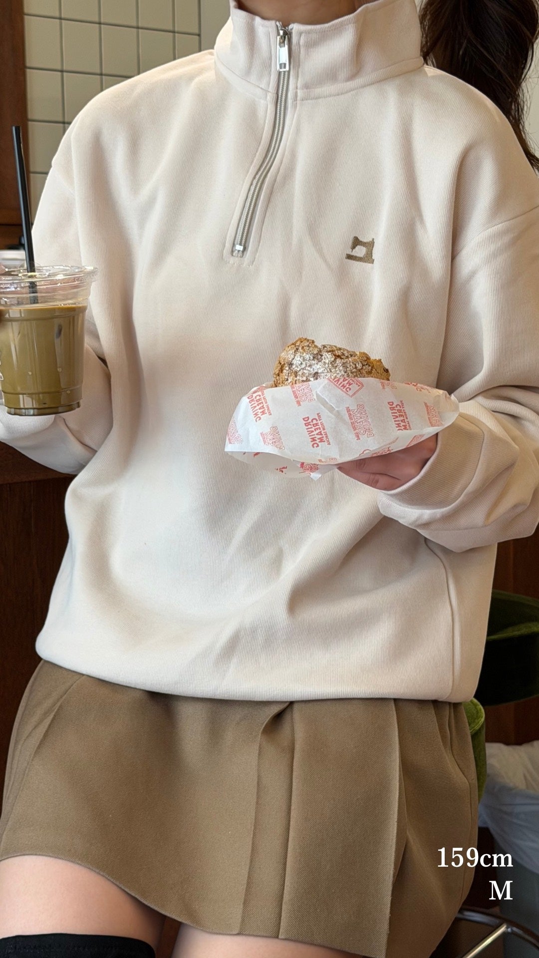 キャバリア画伯のハーフジップ