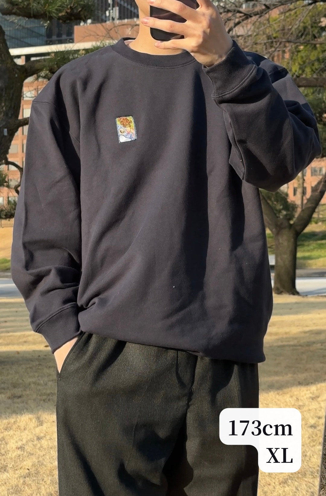 ドーナッツを狙うわんこ（スウェット）