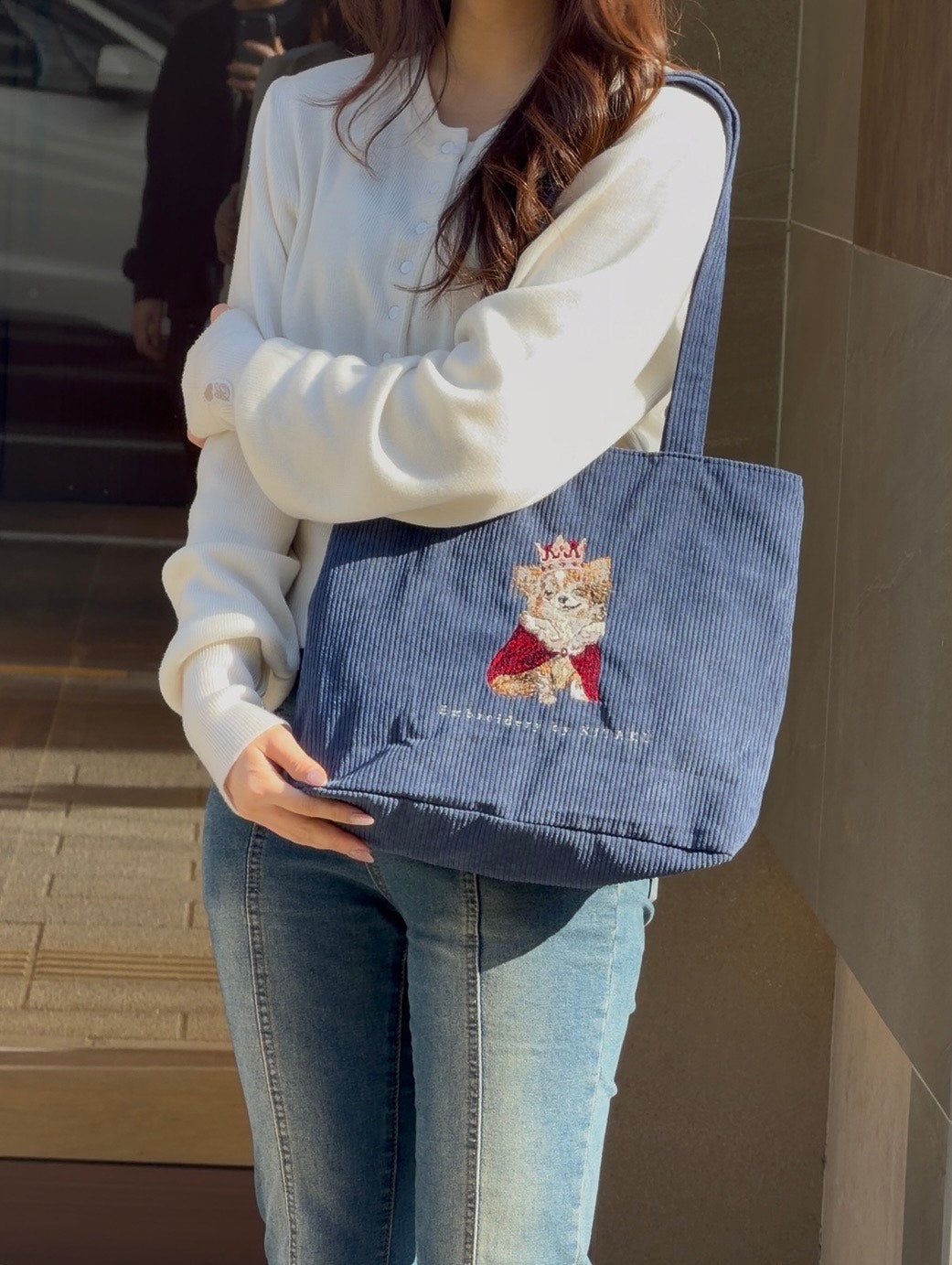 王様チワワのトートバッグ