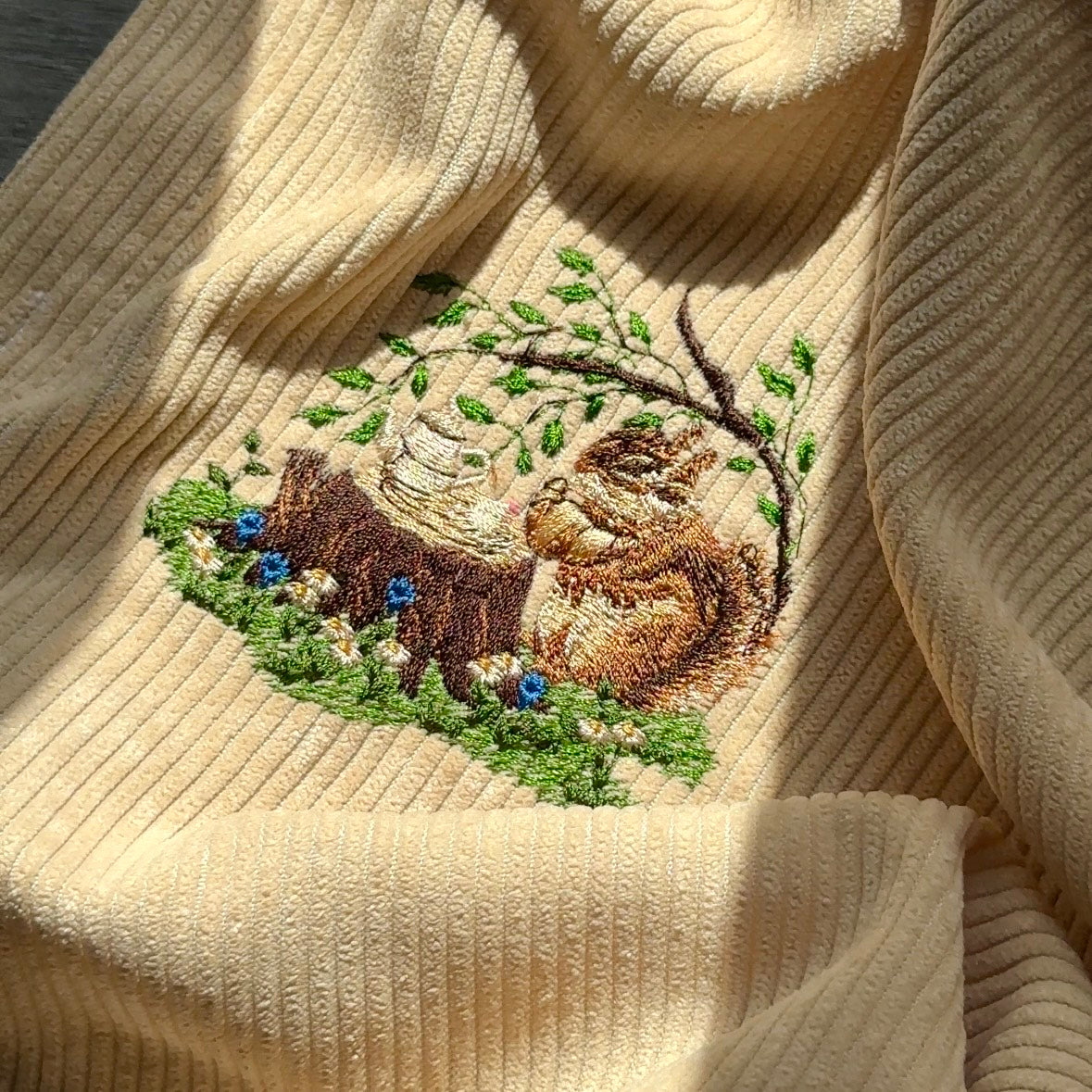 リスのティータイム